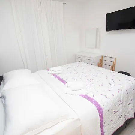 Stipe Apartment