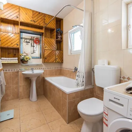 Stipe Apartment